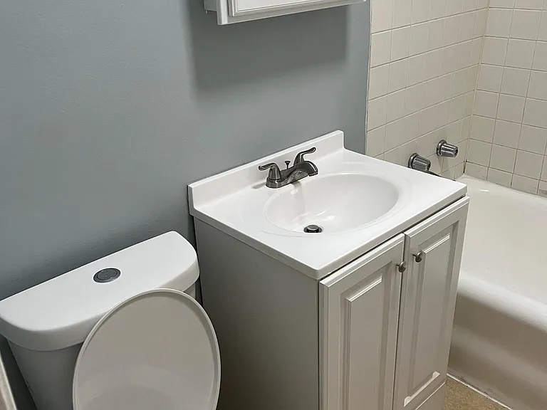 7933 S Woodlawn Ave #2W — Photo 7