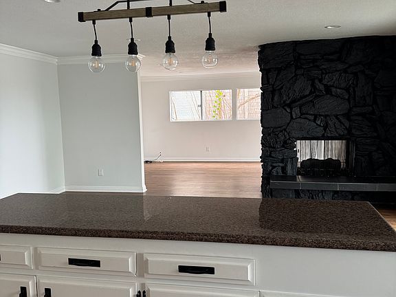 3rd image of 11917 Laurelwood Dr APT 3
