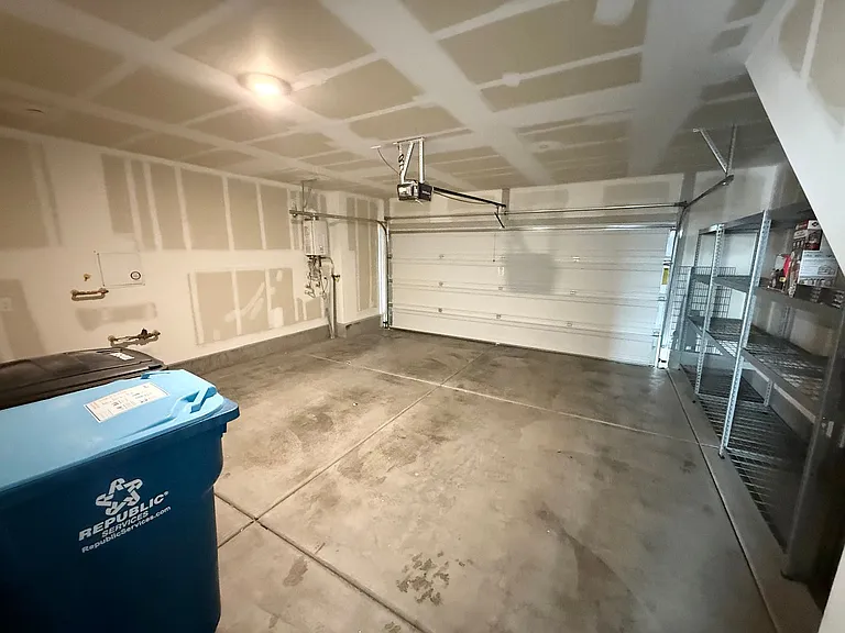 3720 Brilliant Sunset St — Photo 36