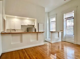 1506 Pine St APT 2F, Philadelphia, PA 19102