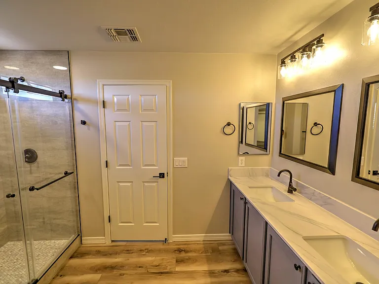 838 W Calle Valenciana — Photo 19