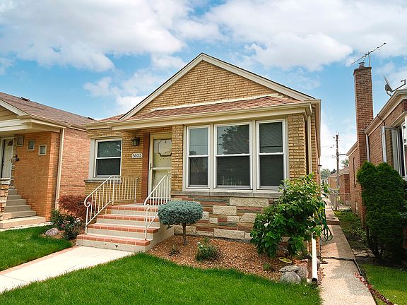 2nd image of 5055 S Leamington Ave