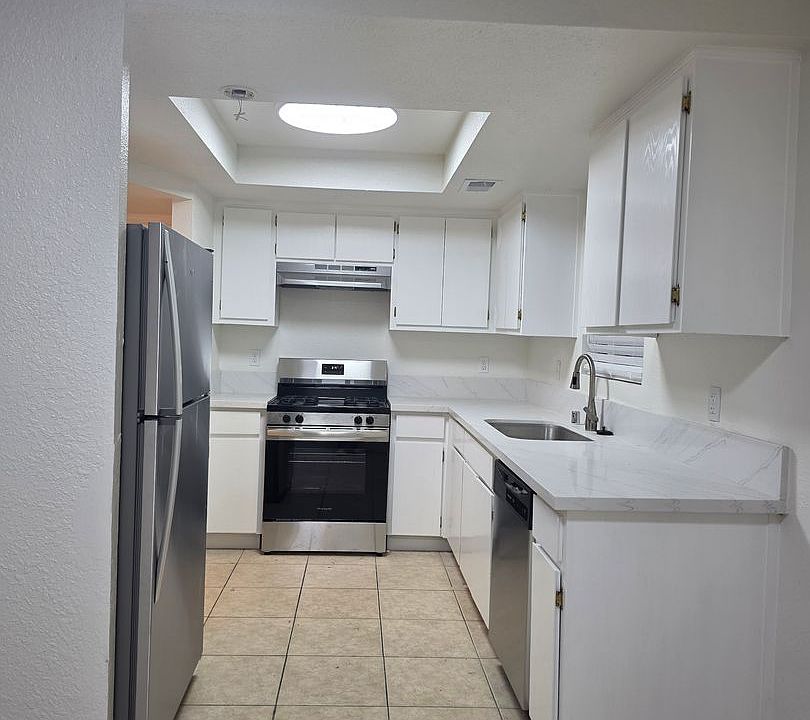 1st image of 4202 White Ln APT A