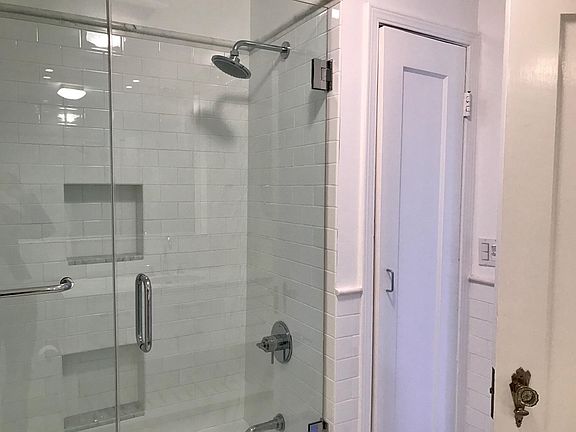 5th image of 1750 Vallejo St APT 402