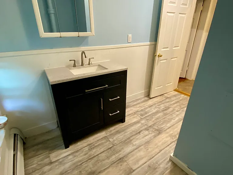 44 Emerald Pl — Photo 3