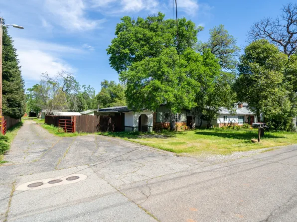 1440 Oakdale Ln, Redding, CA 96002