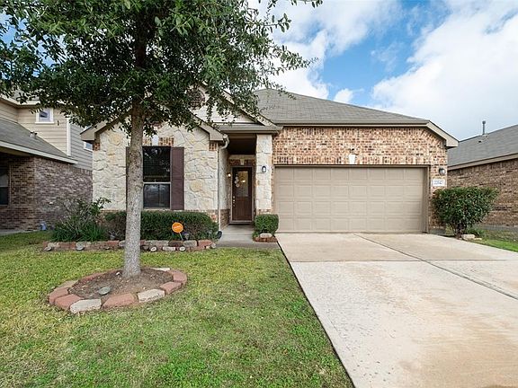 4th image of 22542 Belmont Cove Ln