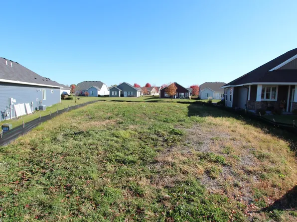 31697 Newport Curv, Lindstrom, MN 55045