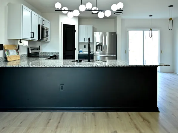 89 Oxford Ln, Kingston, GA 30145