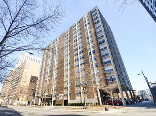3033 North Sheridan #510, chicago, IL 60657