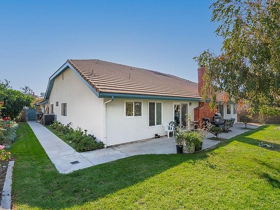 2nd image of 4739 Coronado Ln