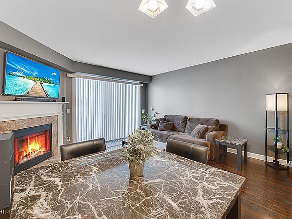 5th image of 1467 Golfview Dr