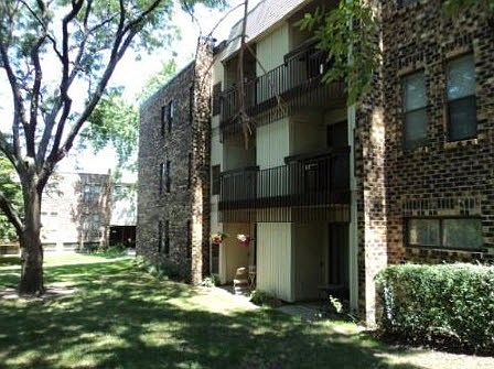 1st image of 2214 Country Club Dr APT 25C