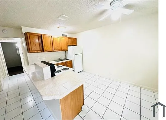 2 bed, 720 sqft, $1,250 — Photo 4