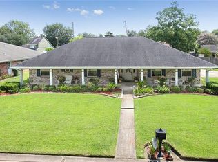 43 Edgewood Dr, Destrehan, LA 70047
