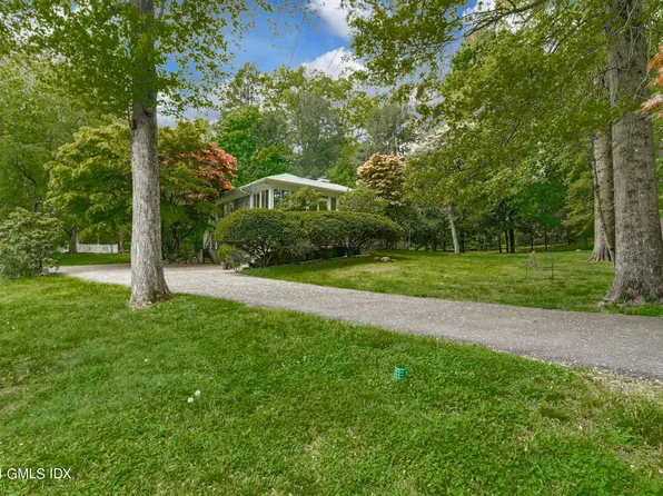 41 Northwoods Rd, Stamford, CT 06905