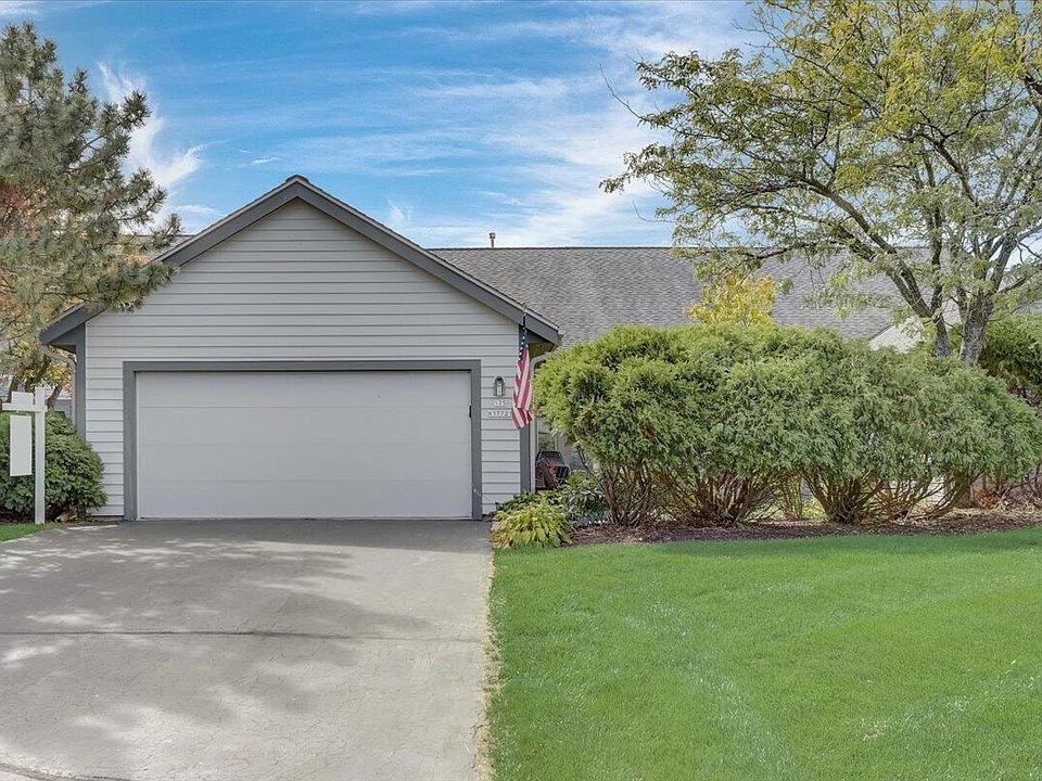 1st image of S75W17721 Harbor Cir #E
