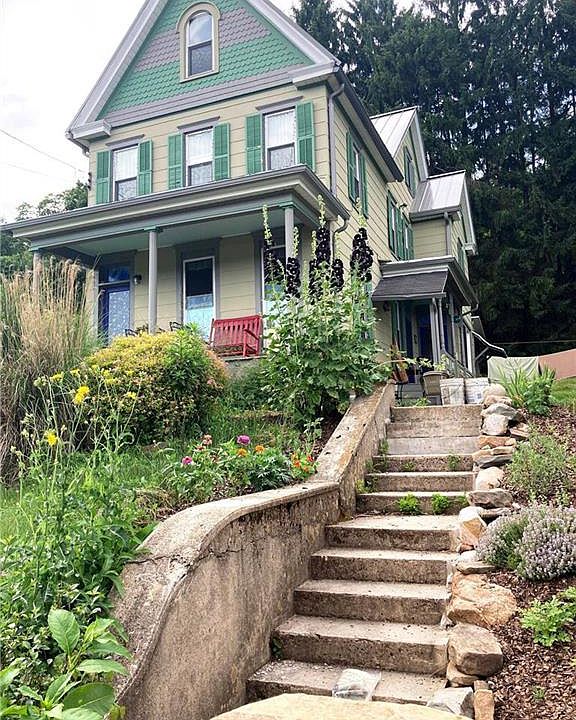 302 W White Bear Dr, Summit Hill, PA 18250 Zillow