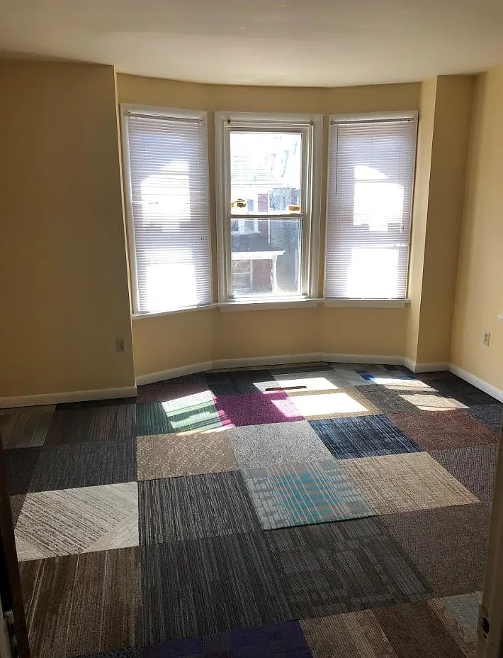 3 bed, 1706 sqft, $1,350 — Photo 1