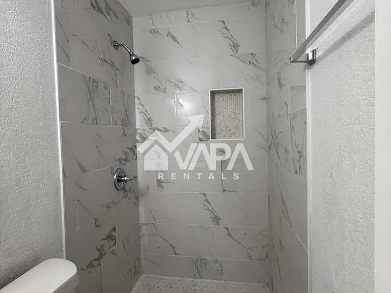 7831 Gallop Dr — Photo 4
