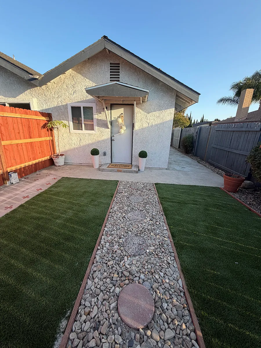 Photo 1 of 18 - Kumquat Pl - Oxnard, CA Primary Photo - Kumquat Pl