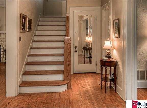 5th image of 118 S 52nd St