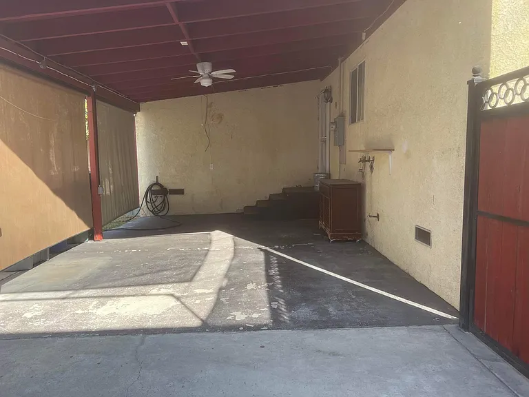 1023 Thomas Way — Photo 6