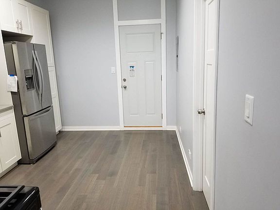5th image of 4066 S Richmond St #1