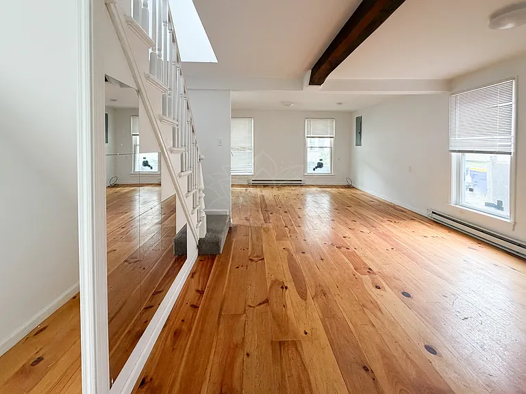 113 Spencer Ave — Photo 9
