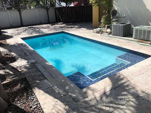 Oversize yard with Full Size PRIVATE pool