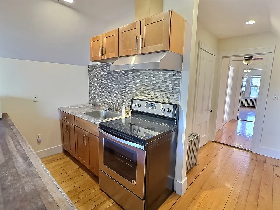 86 South St #3