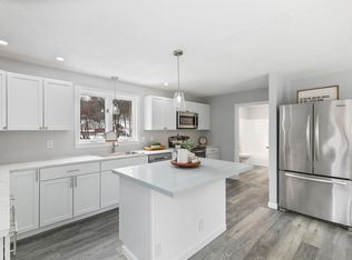 52 N Short St, Andover, NH 03216