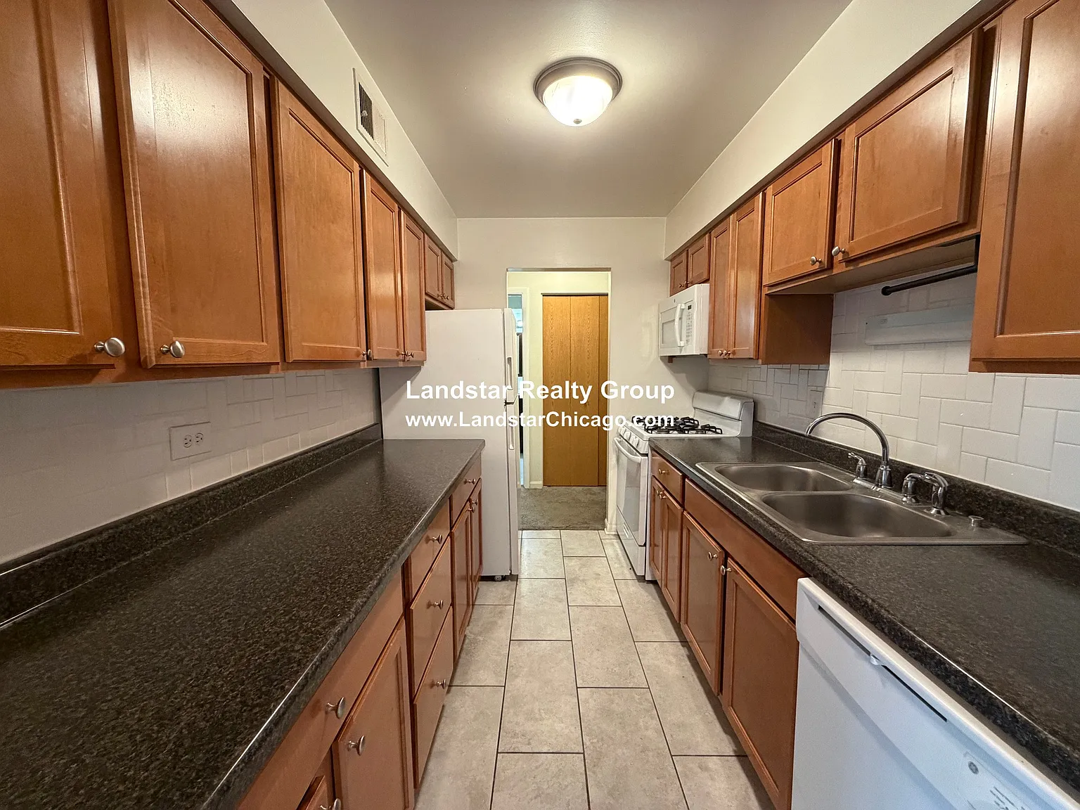 2 bed, 2.0 bath, $1,750 — Photo 3