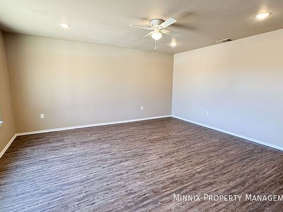 3rd image of 2519 N Avenue O