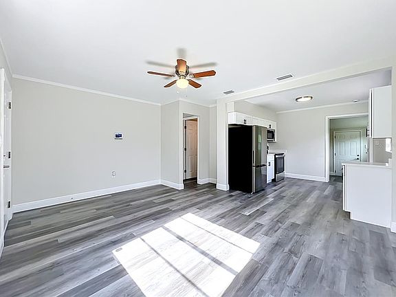 5th image of 1500 Summerlin Ave