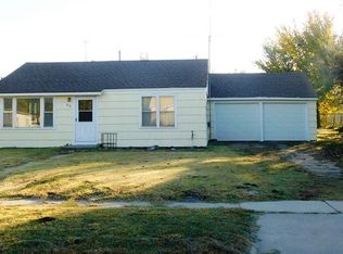 312 N Town St, Hutchinson, KS 67501