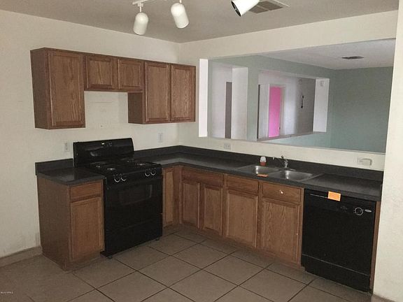 4th image of 6152 S Sunrise Valley Dr