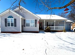 100 Fairway Hl, Bardstown, KY 40004