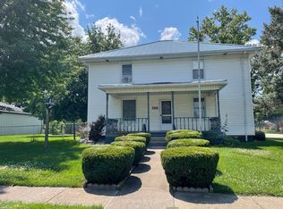 110 N Harrison St, Goodfield, IL 61742