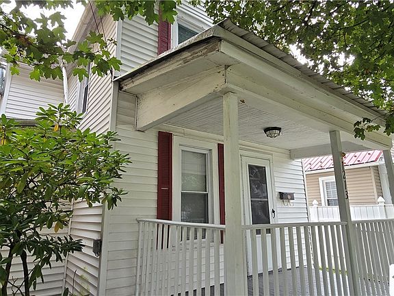 2nd image of 1213 Washington St