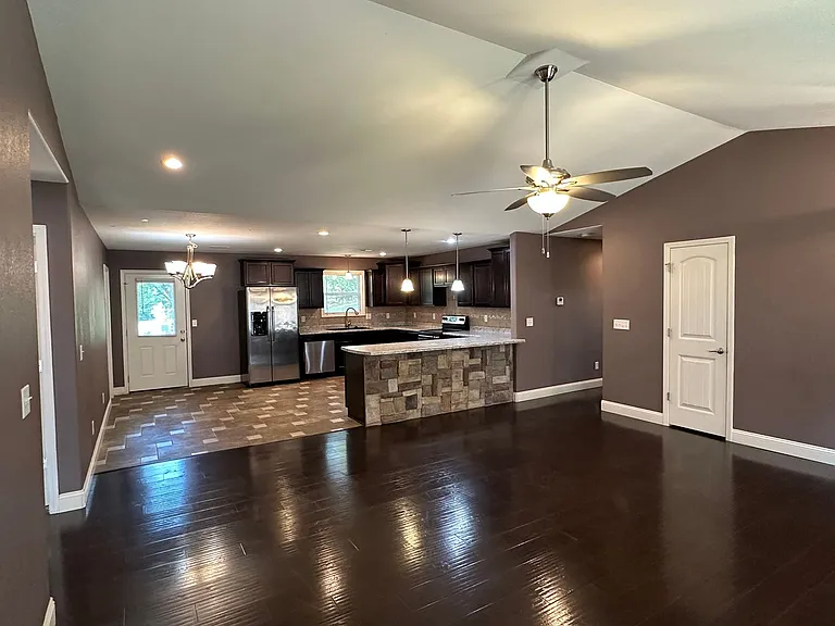 335 Lyle Curtis Cir — Photo 8
