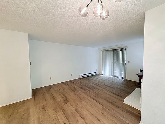 5th image of 148 S 329th Pl