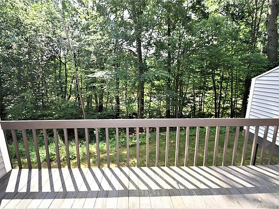 3rd image of 2606 Mill Pond Dr Unit 2606