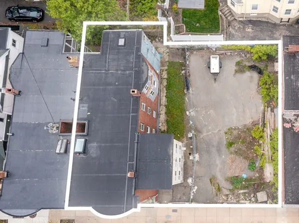 421-423 Blue Hill Ave, Dorchester, MA 02121