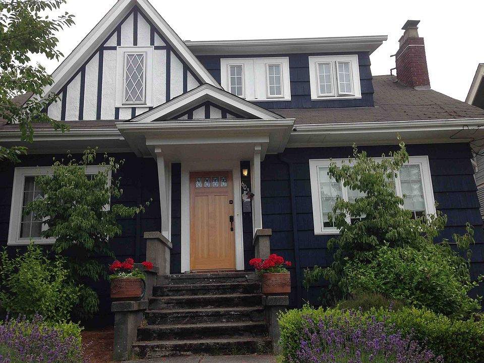 2nd image of 6034 32nd Ave NE