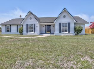 114 Candlewick Cir, Panama City, FL 32405