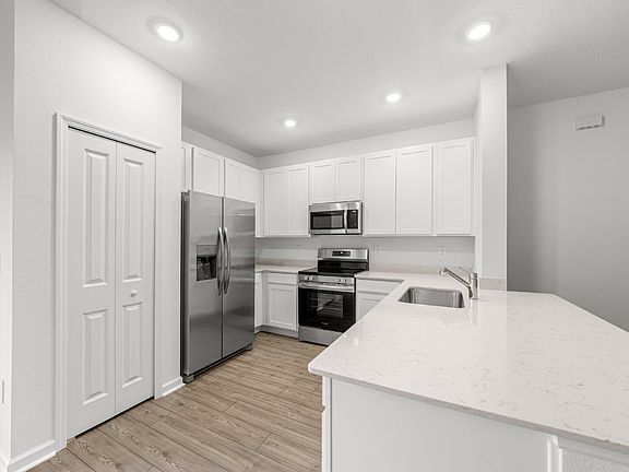 5th image of 4903 SW 81st Loop