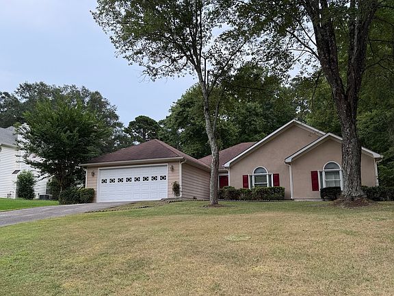 3rd image of 995 Old Spring Way