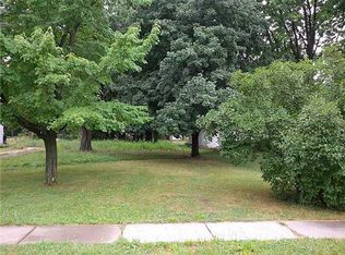 958 Hickory St, Perrysburg, OH 43551