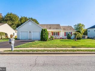910 Boxwood Dr, Smyrna, DE 19977